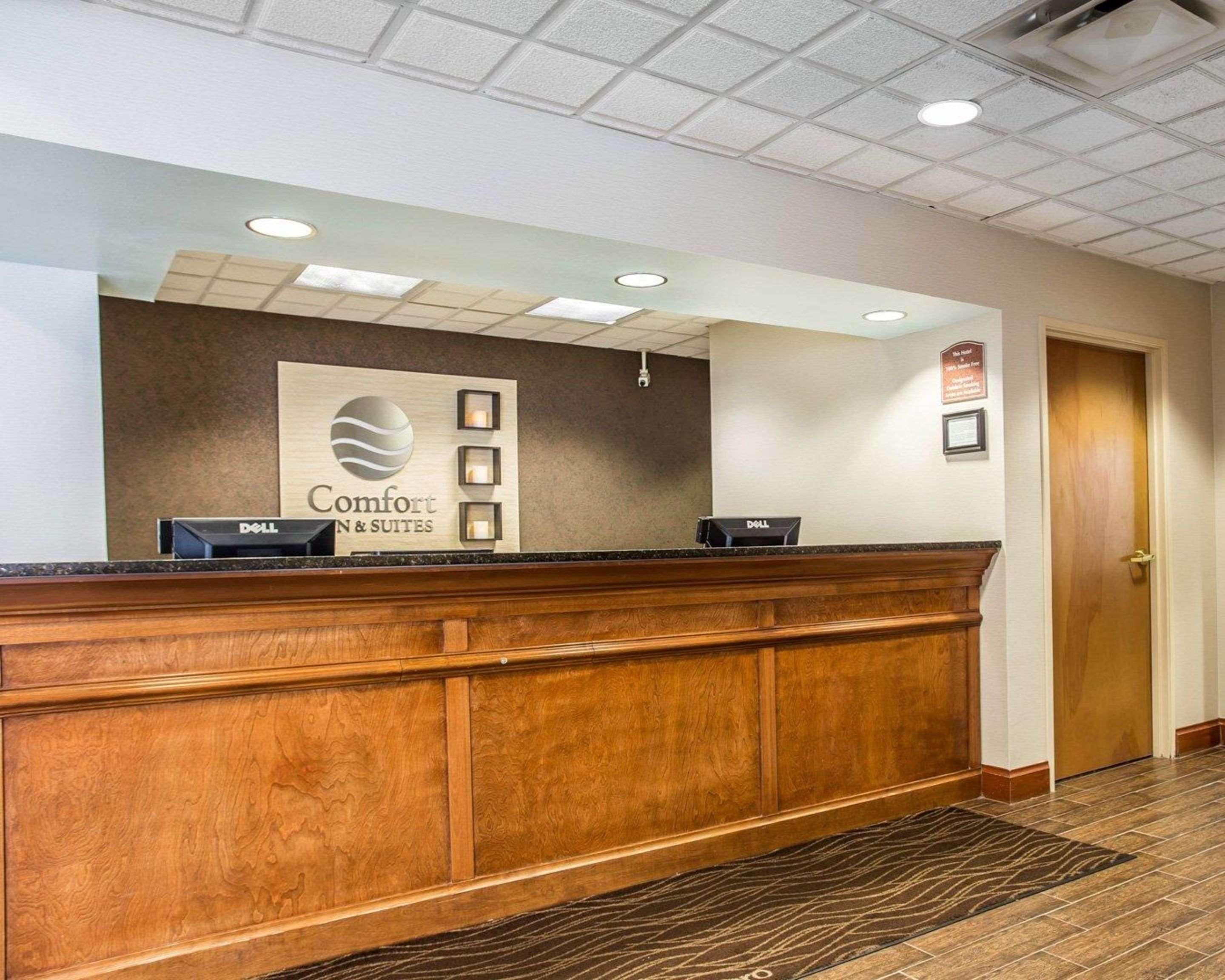 Comfort Inn & Suites Walterboro I-95 Exterior foto